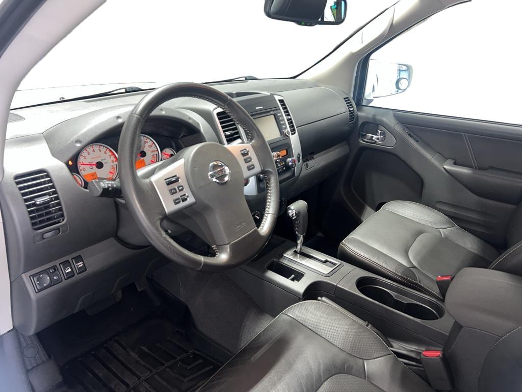 Vehicle image 12 of 21