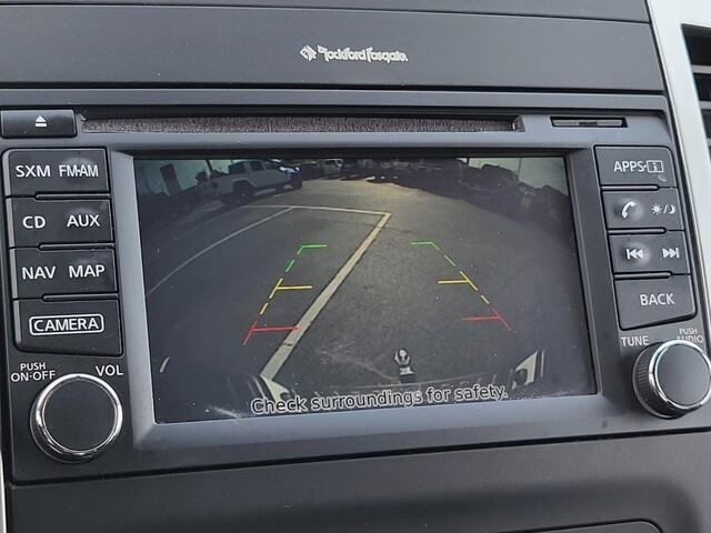 Vehicle image 24 of 38