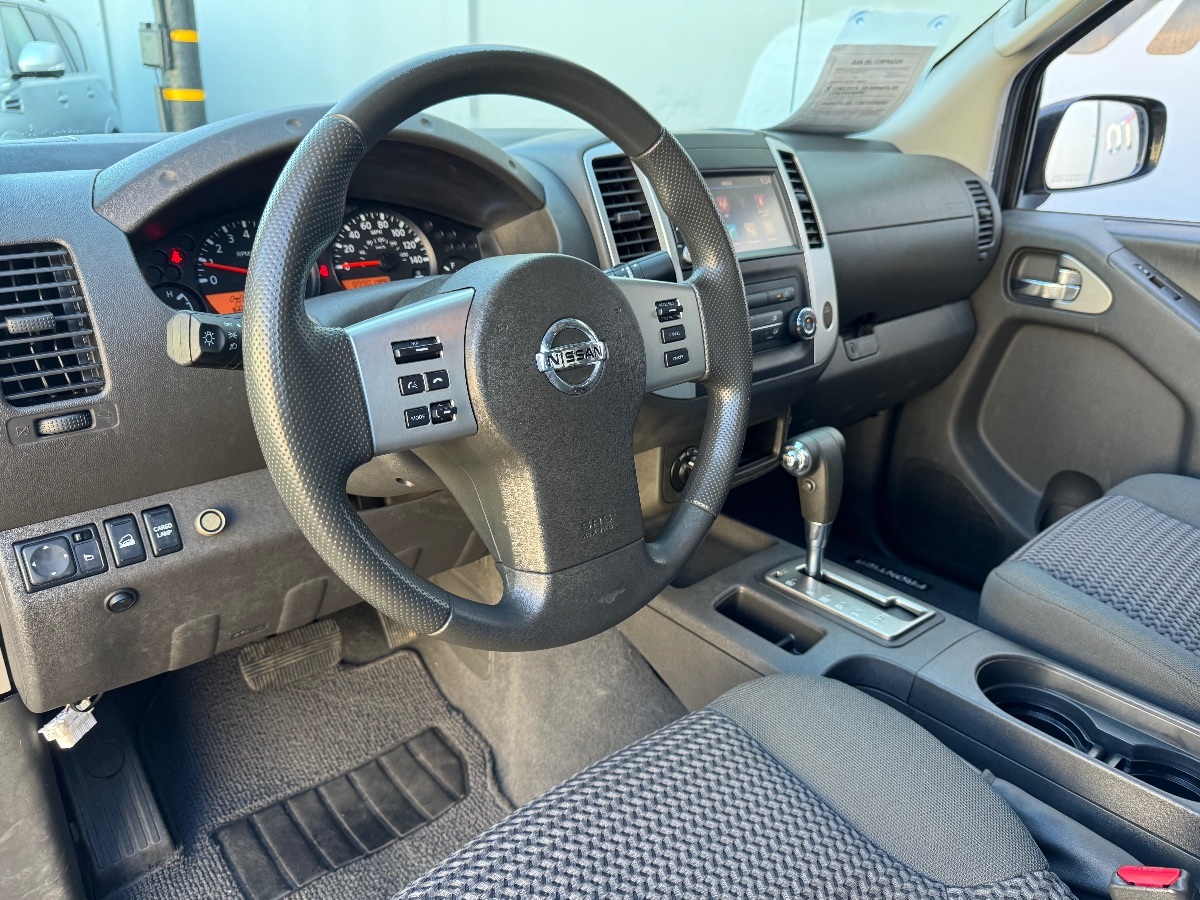 Vehicle image 8 of 16