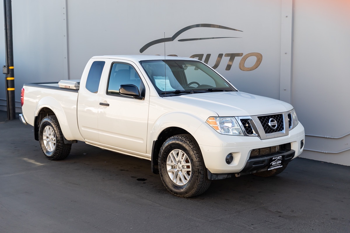 Vehicle image 3 of 16