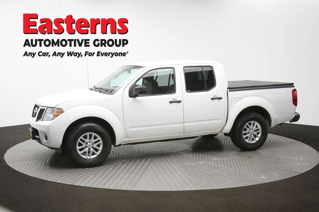 2019 Nissan Frontier SV Image 3 of 65