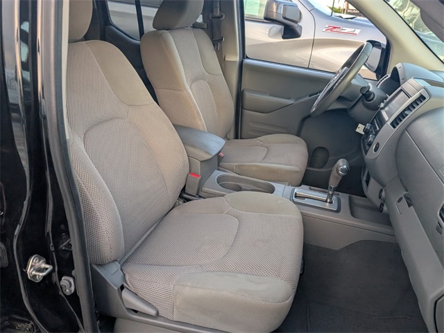 Vehicle image 14 of 28