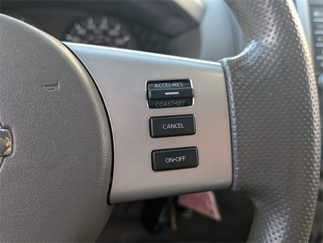 Vehicle image 21 of 28