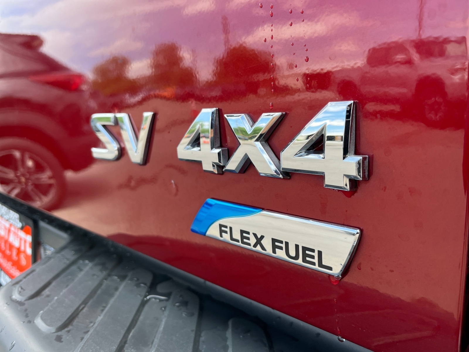 Vehicle image 26 of 37