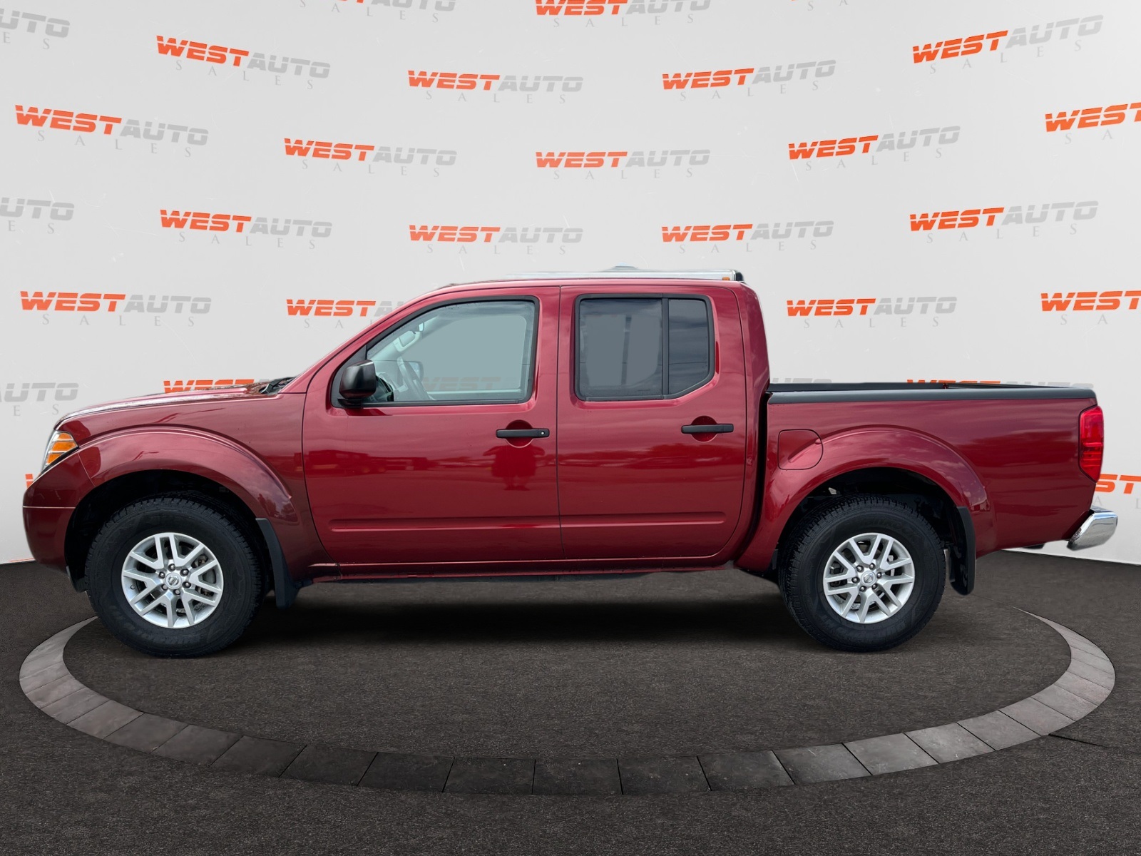 Vehicle image 8 of 37