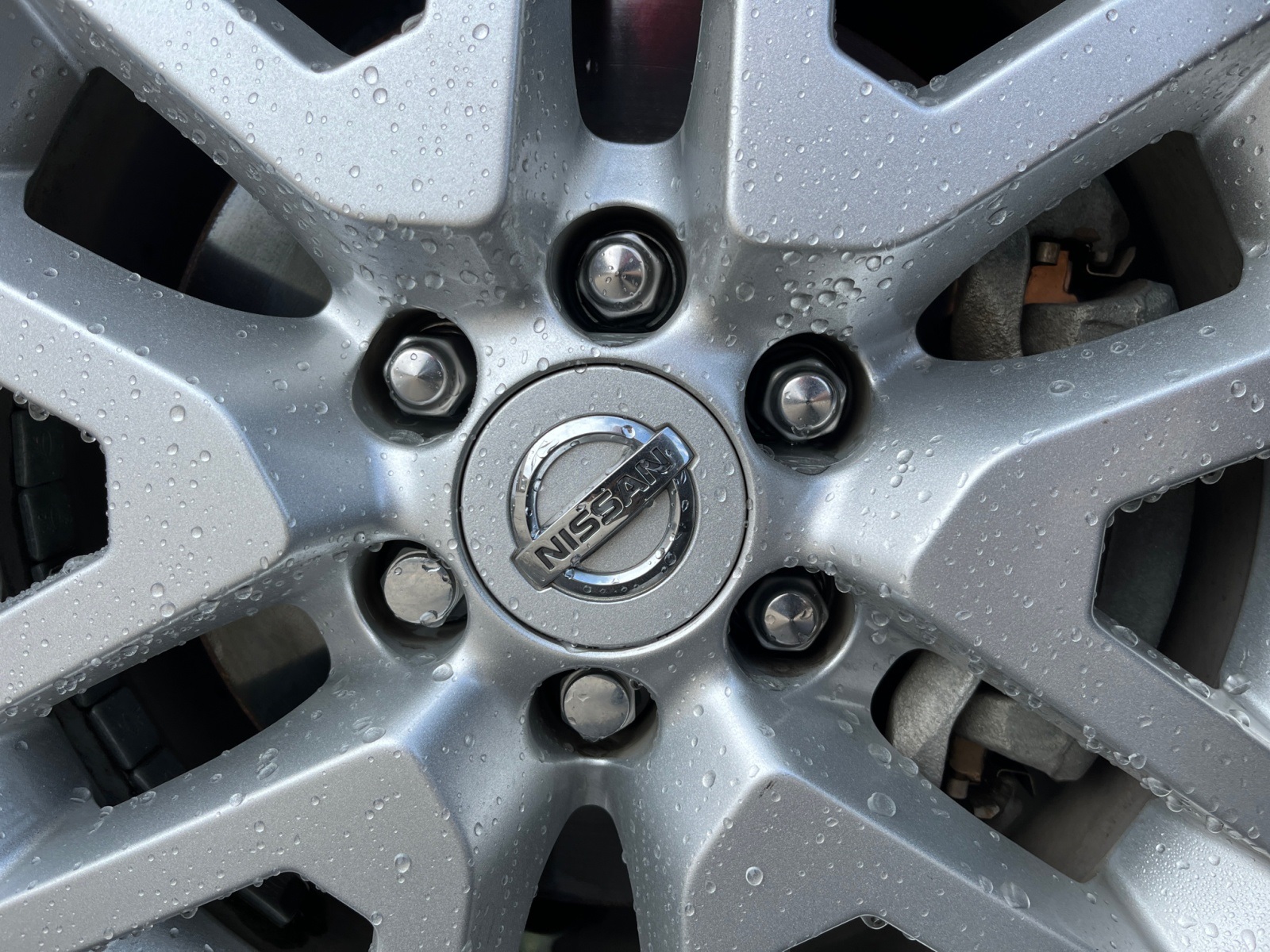 Vehicle image 28 of 37
