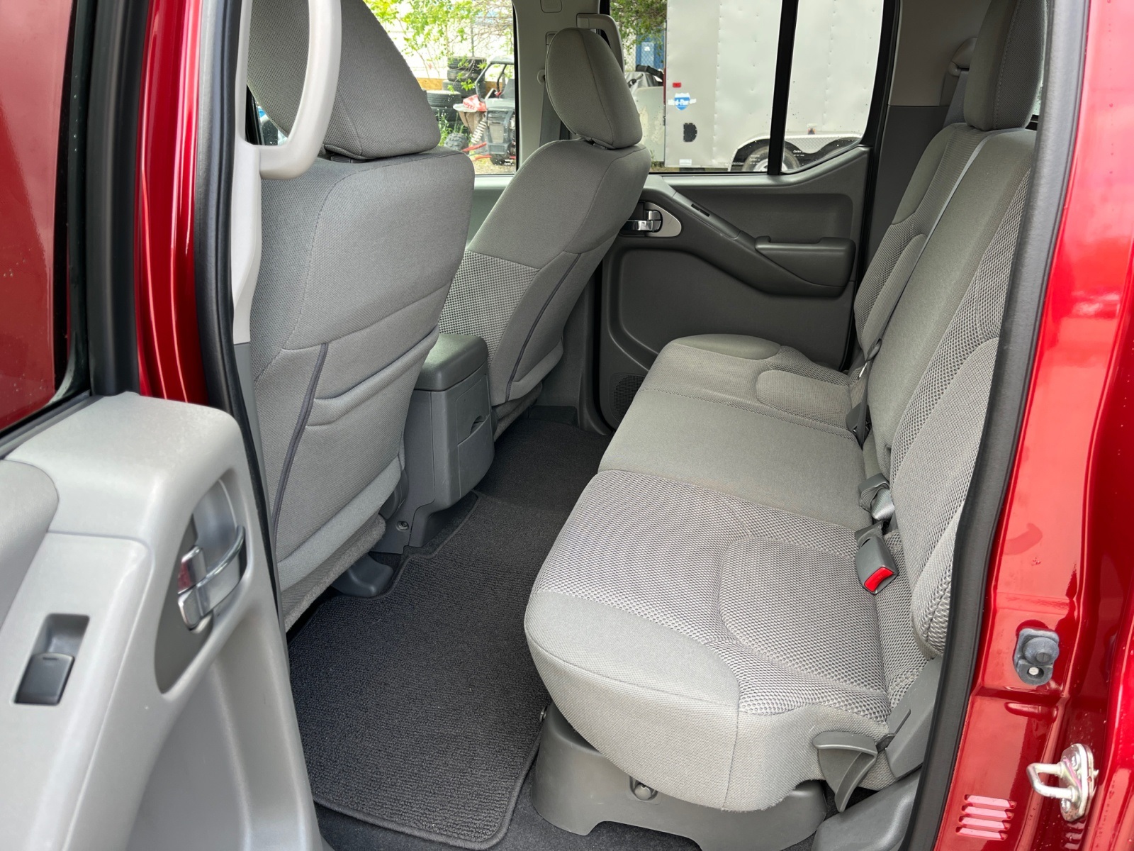 Vehicle image 24 of 37