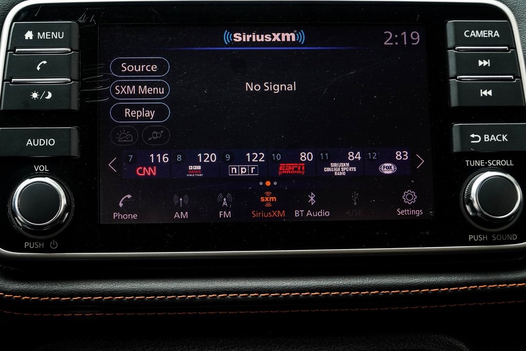 Vehicle image 20 of 32