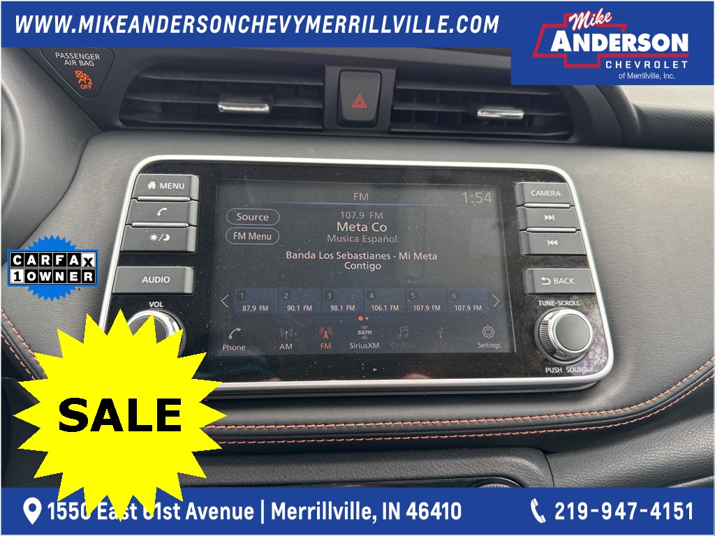 Vehicle image 21 of 29