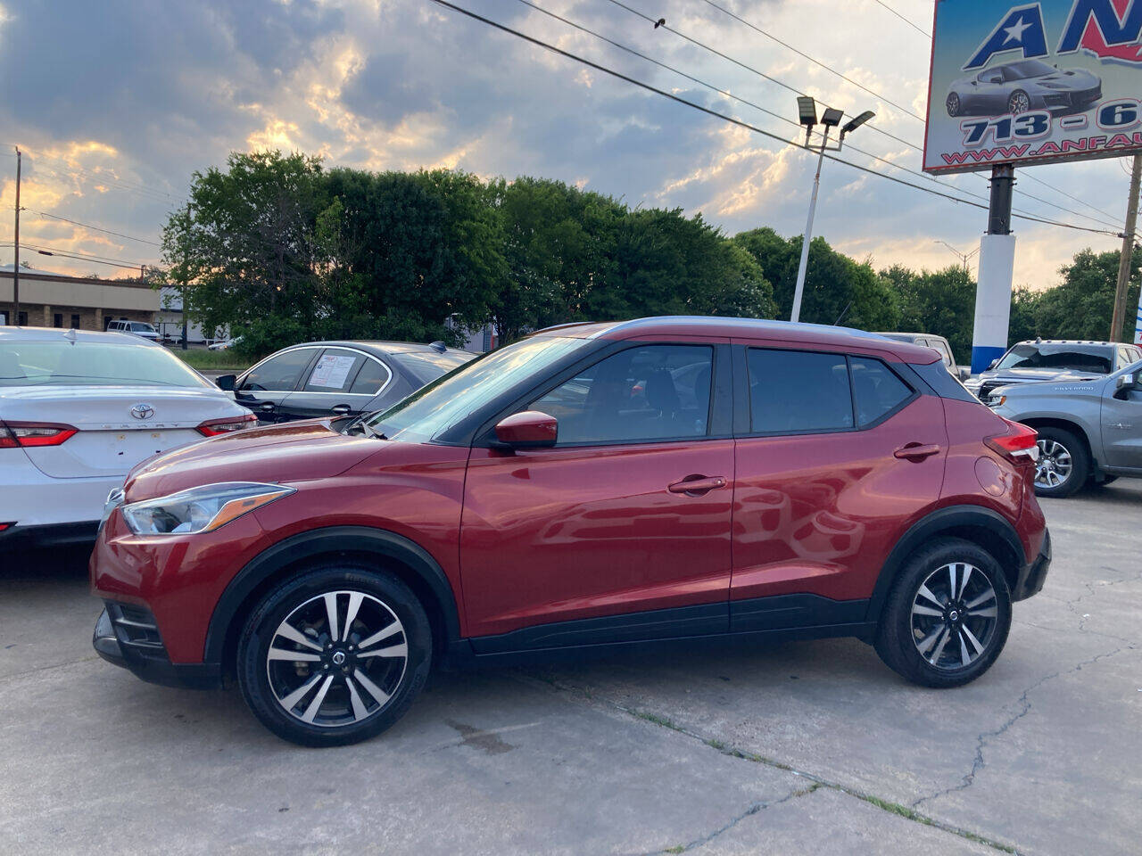 Vehicle image 1 of 12
