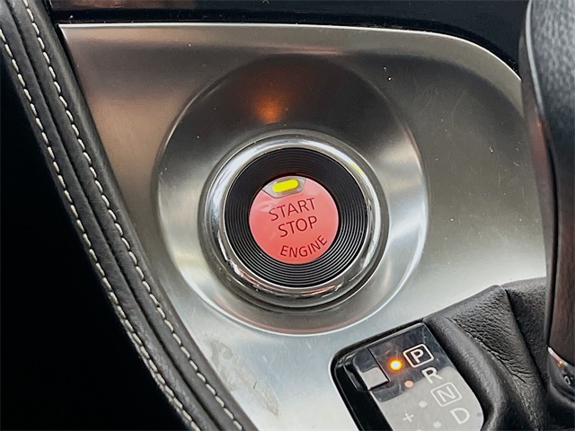 Vehicle image 15 of 38