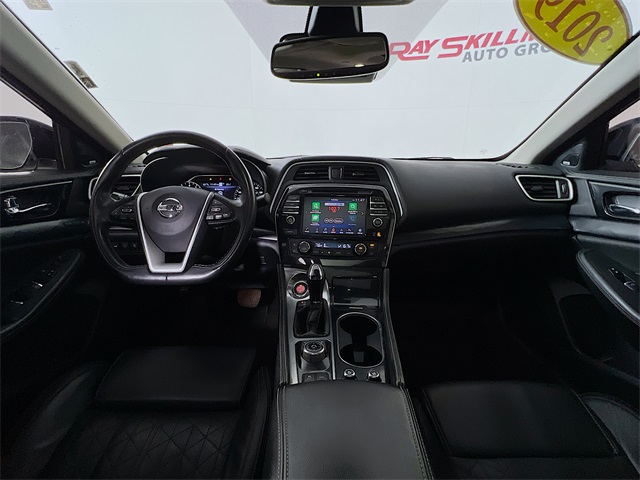 Vehicle image 24 of 38