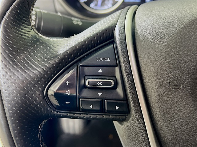 Vehicle image 13 of 38