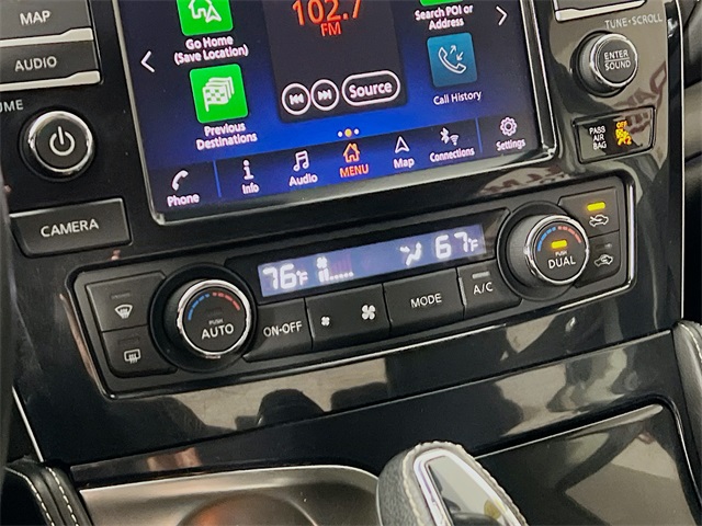 Vehicle image 19 of 38
