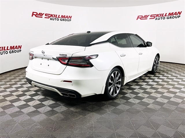Vehicle image 5 of 38