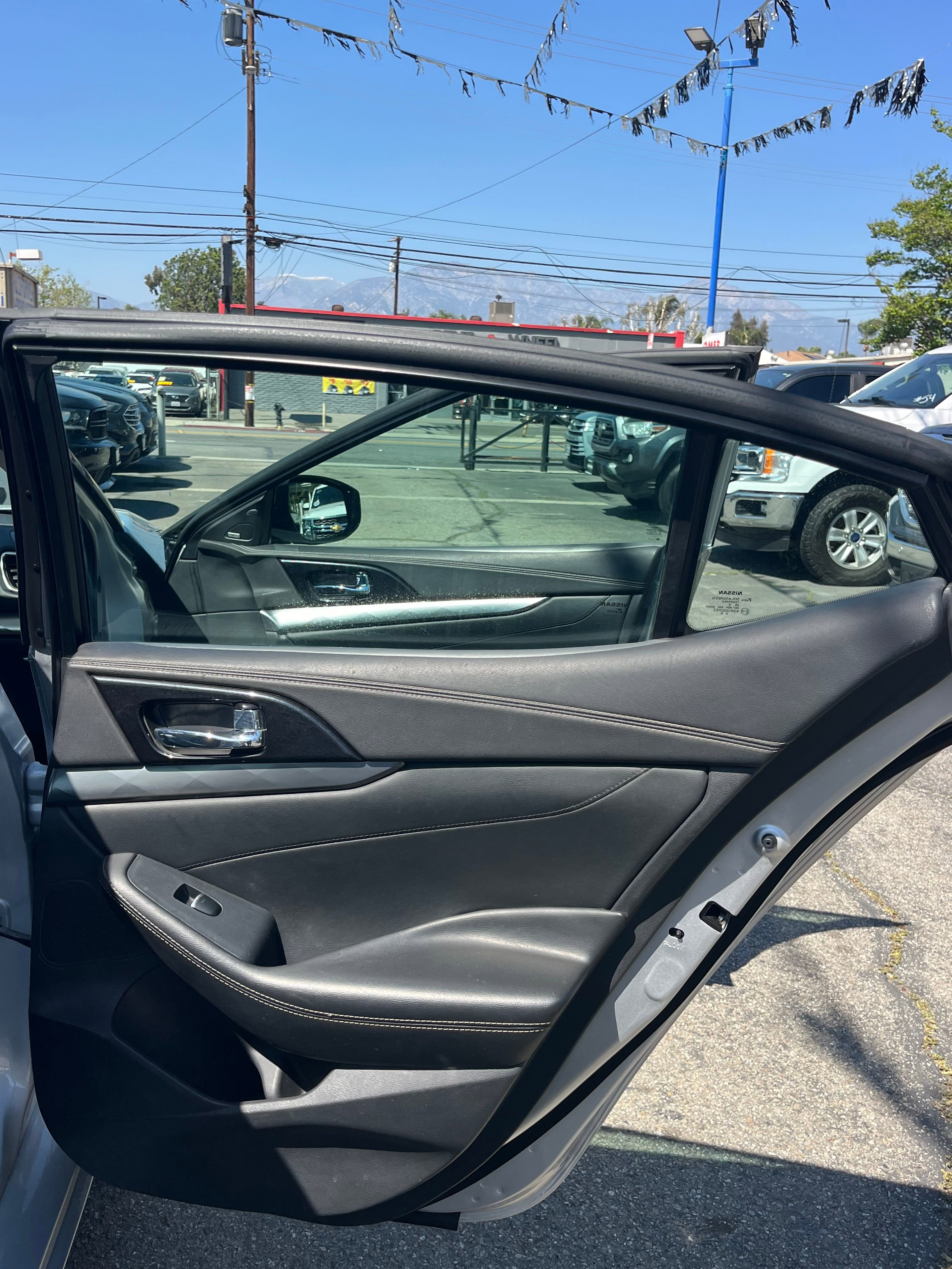 Vehicle image 20 of 74