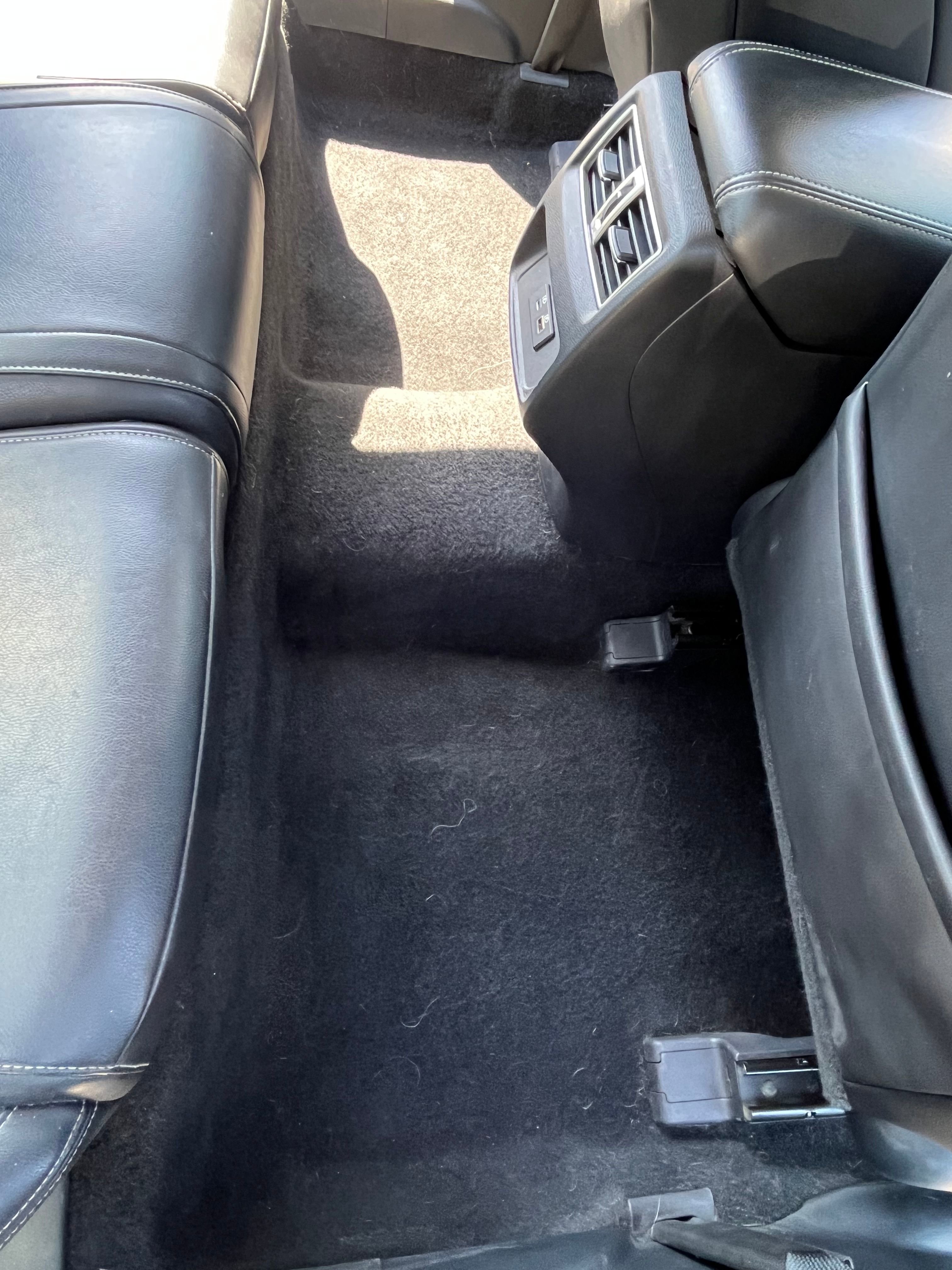 Vehicle image 69 of 74