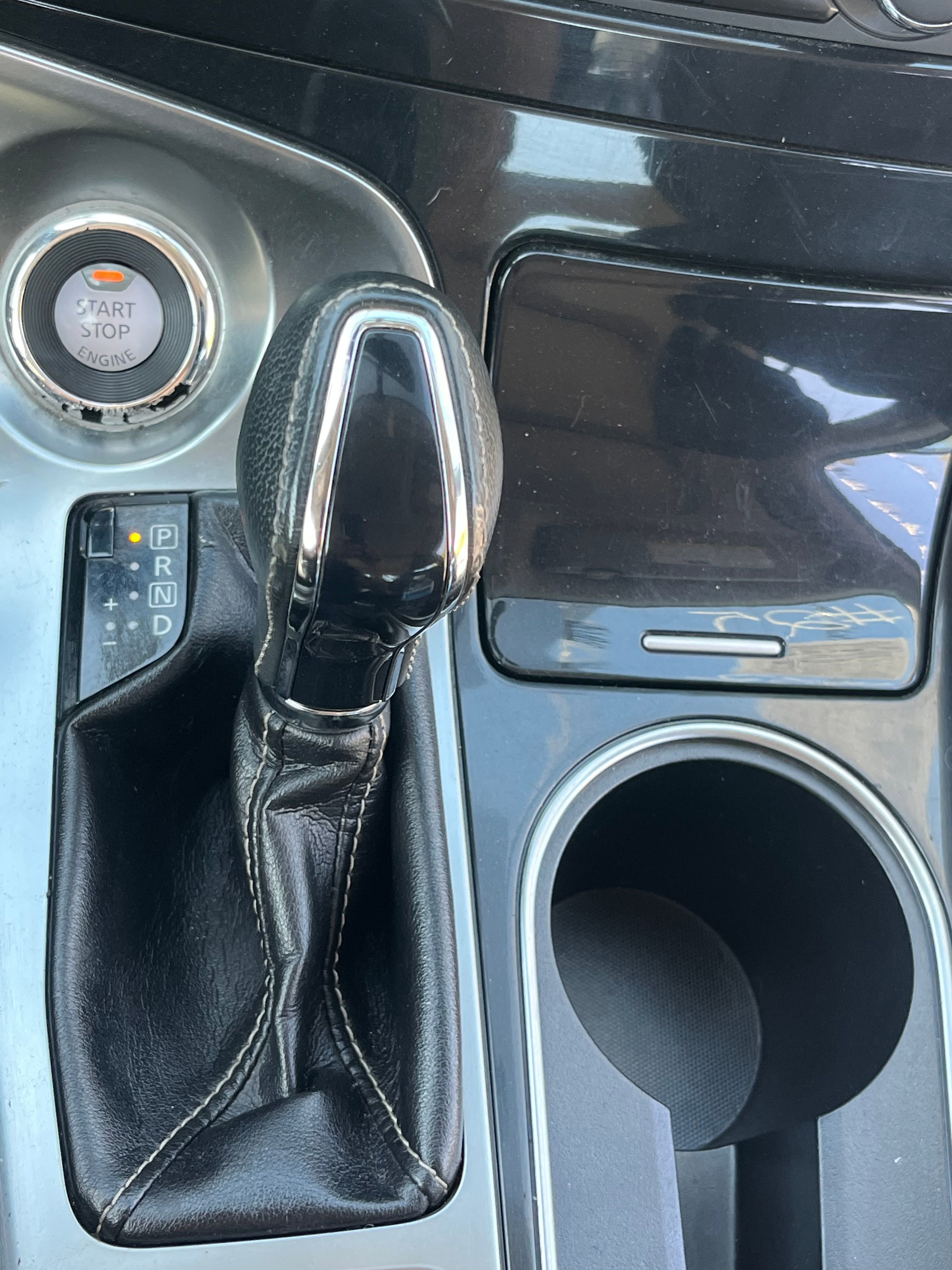 Vehicle image 49 of 74