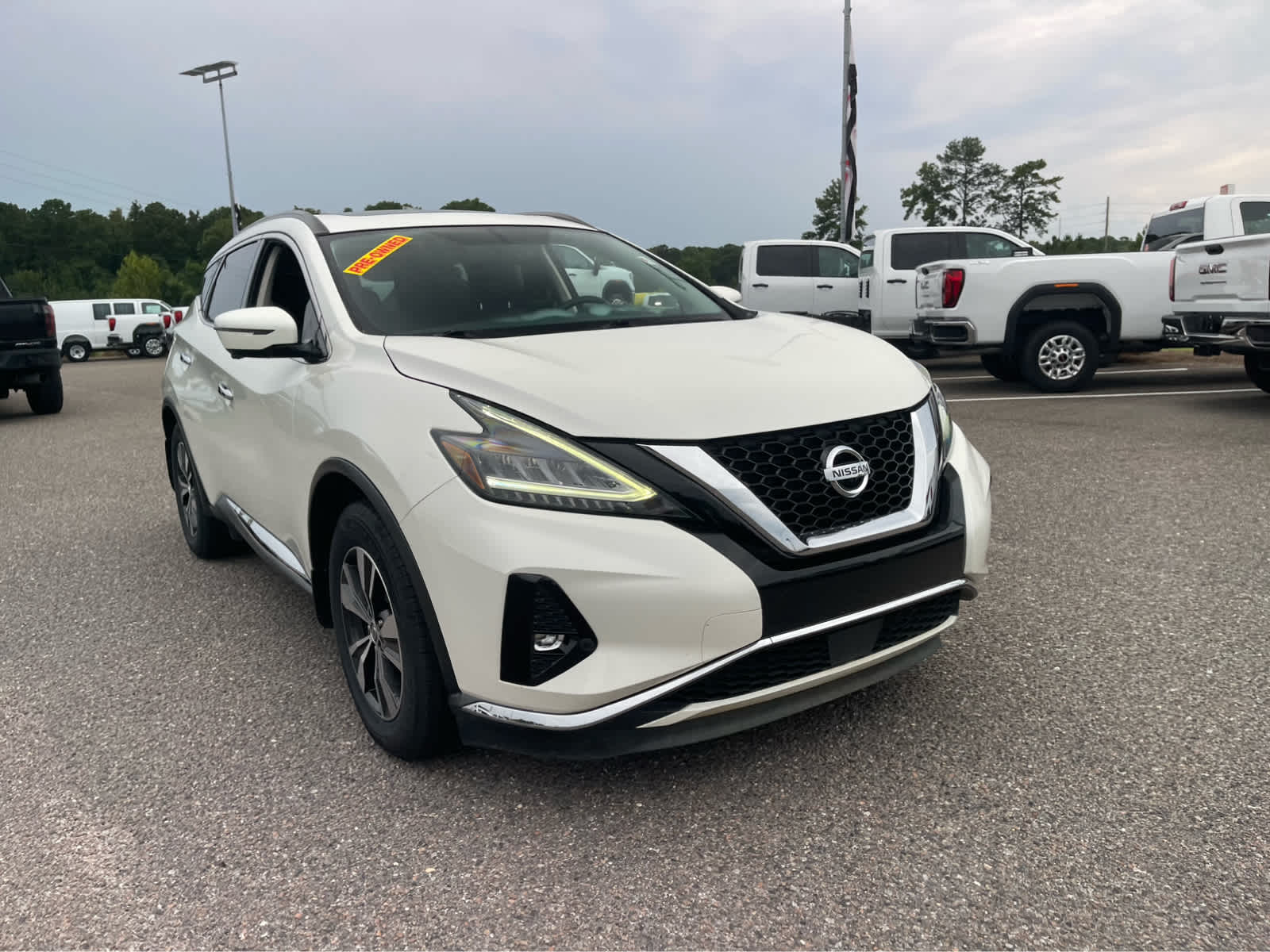 2019 Nissan Murano SV Image 3 of 28