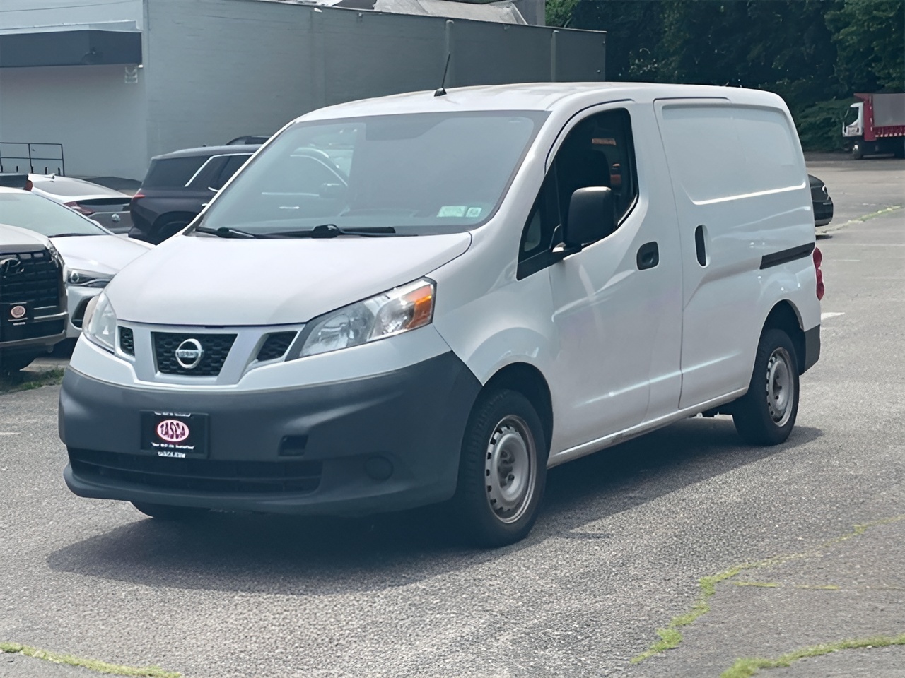 Vehicle image 31 of 38