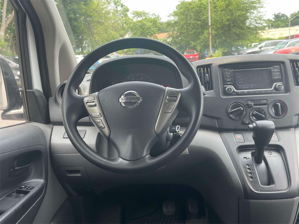 Vehicle image 15 of 38
