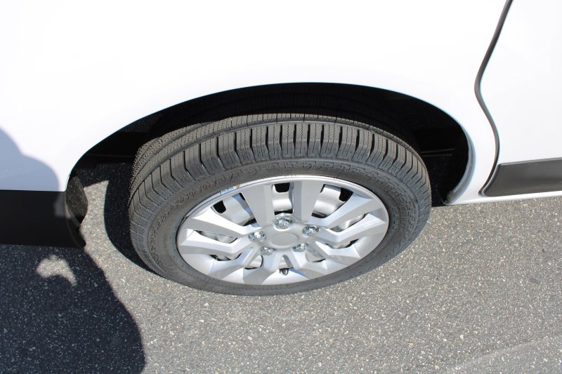 Vehicle image 20 of 21
