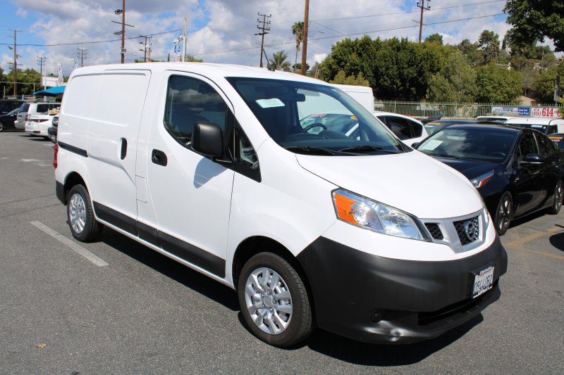 Vehicle image 3 of 21