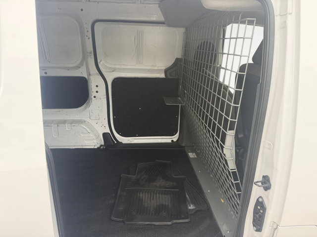 Vehicle image 28 of 36
