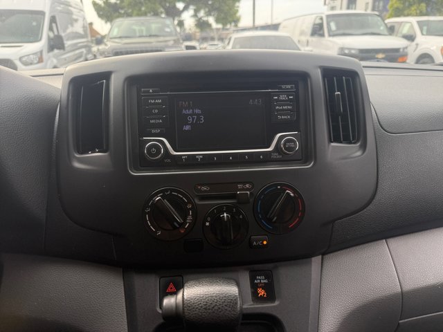 Vehicle image 21 of 36