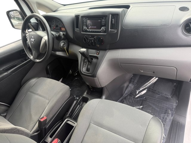 Vehicle image 26 of 36