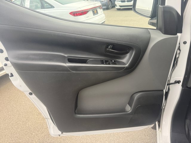 Vehicle image 11 of 36