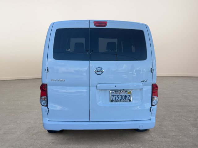 Vehicle image 6 of 36
