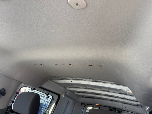 Vehicle image 15 of 36