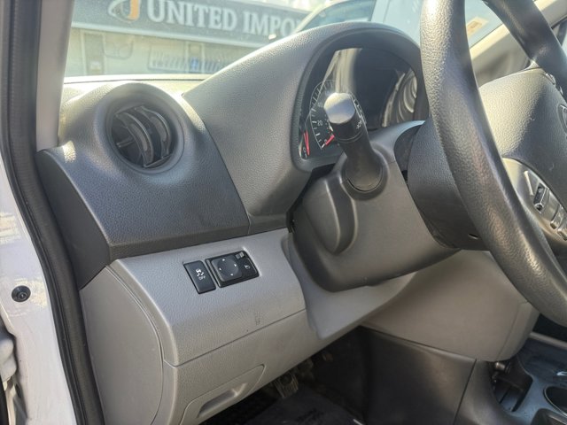 Vehicle image 14 of 36