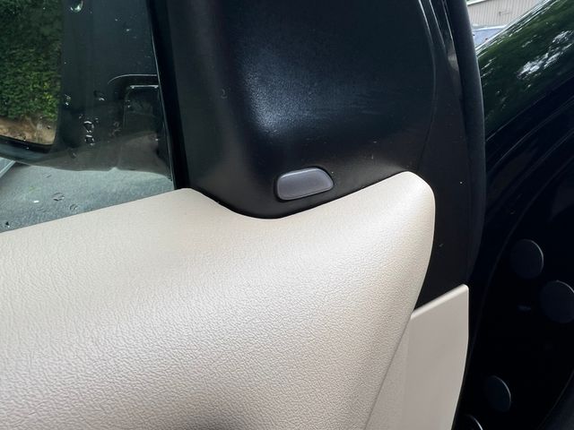 Vehicle image 12 of 48