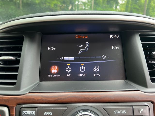 Vehicle image 25 of 48