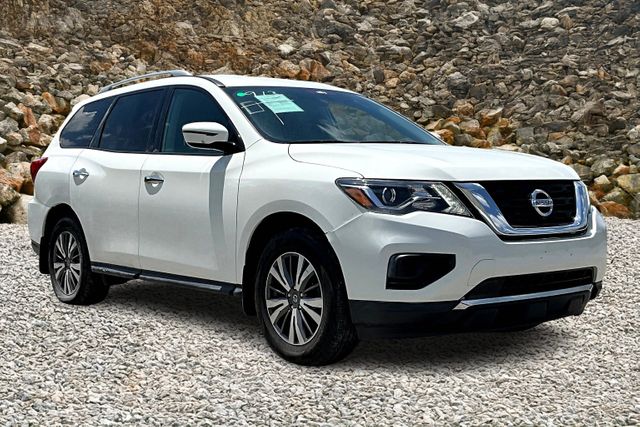 Vehicle image 3 of 31