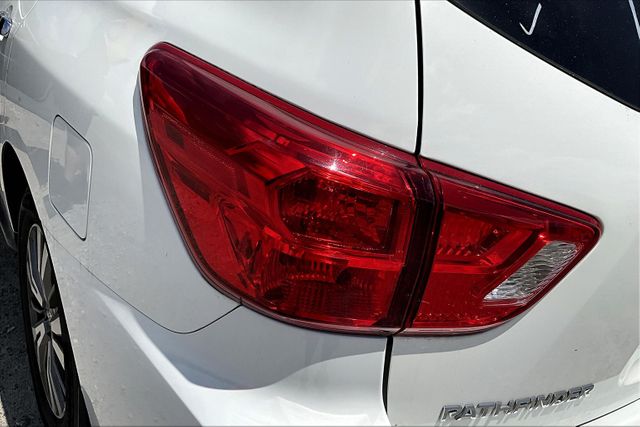 Vehicle image 31 of 31