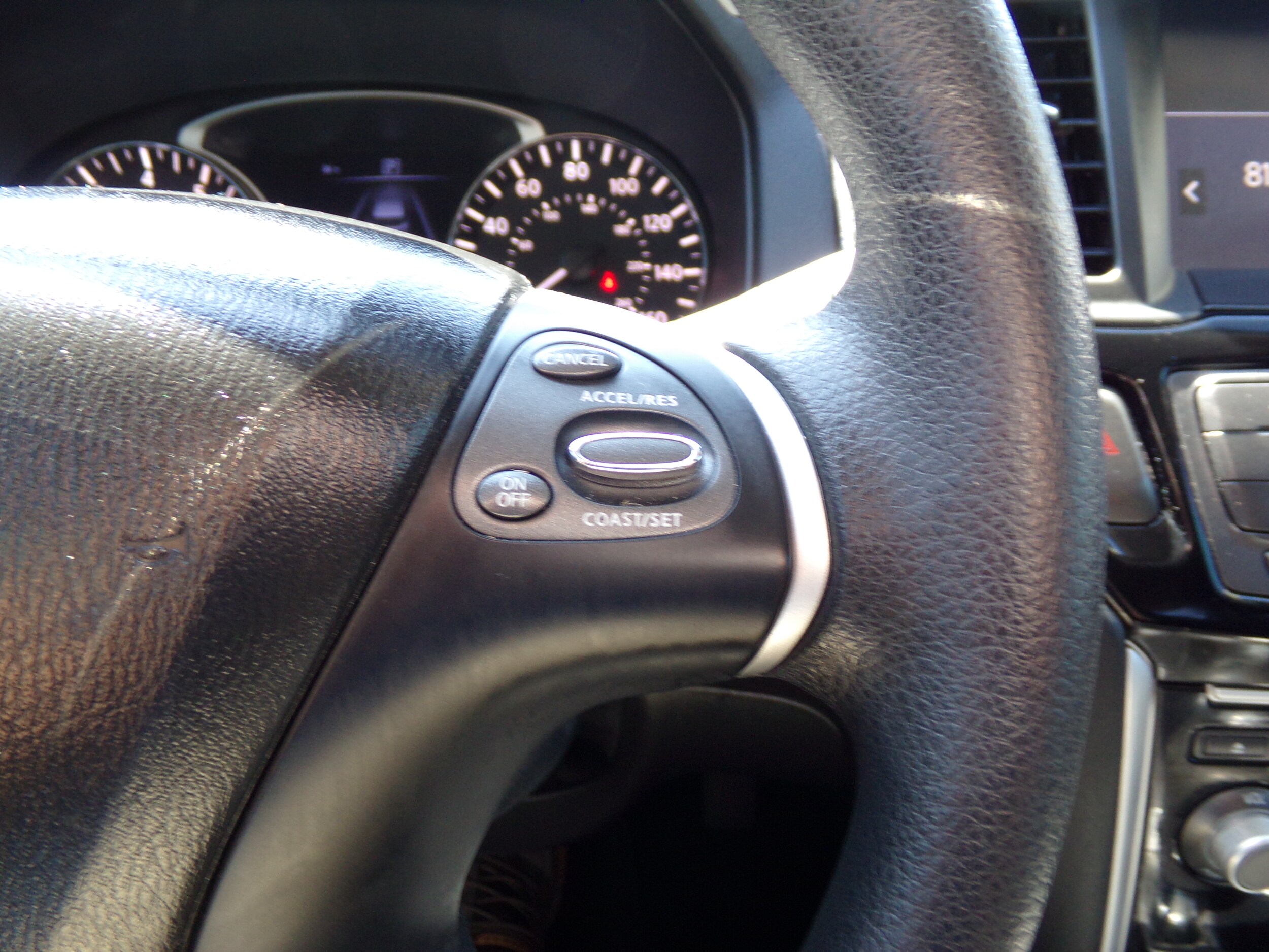 2019 Nissan Pathfinder S Image 15 of 17