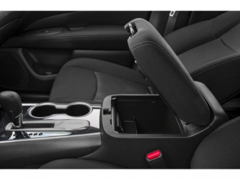 Vehicle image 18 of 19