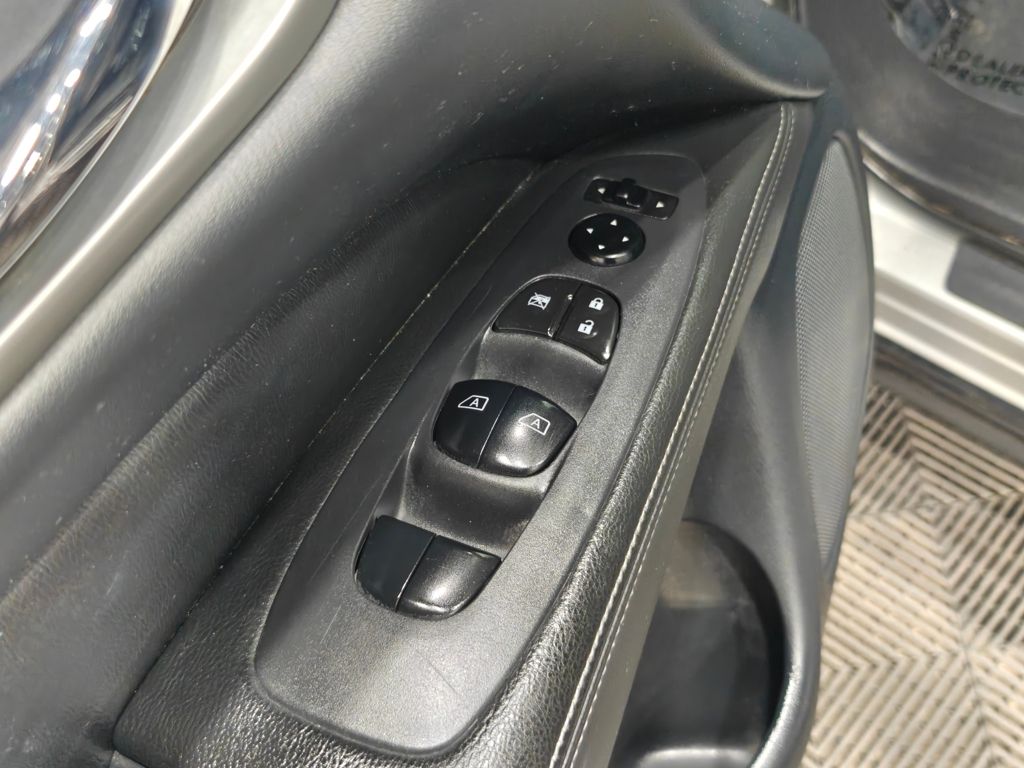 Vehicle image 49 of 59