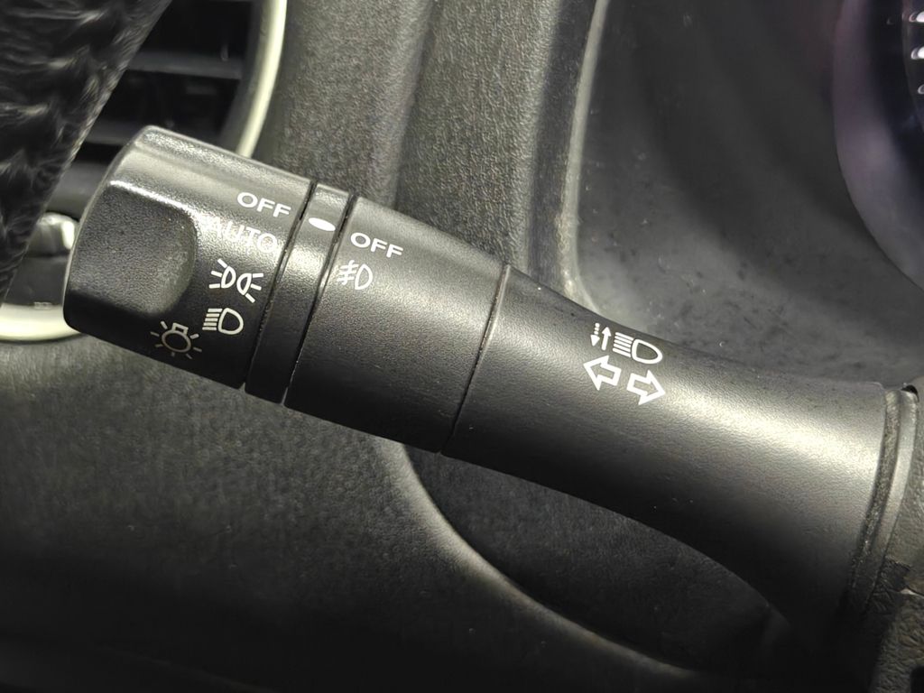 Vehicle image 43 of 59