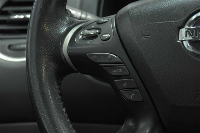 Vehicle image 15 of 27