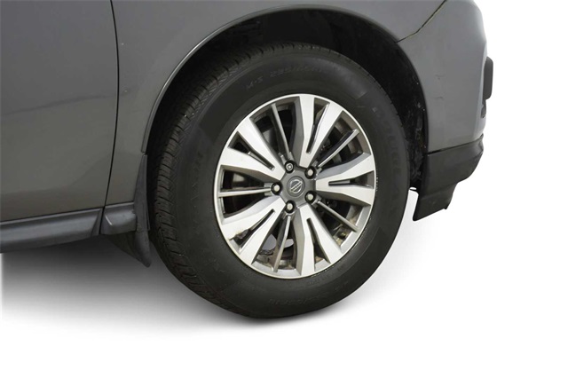 Vehicle image 7 of 27