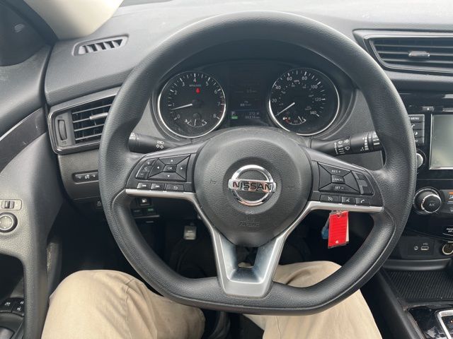 Vehicle image 24 of 27