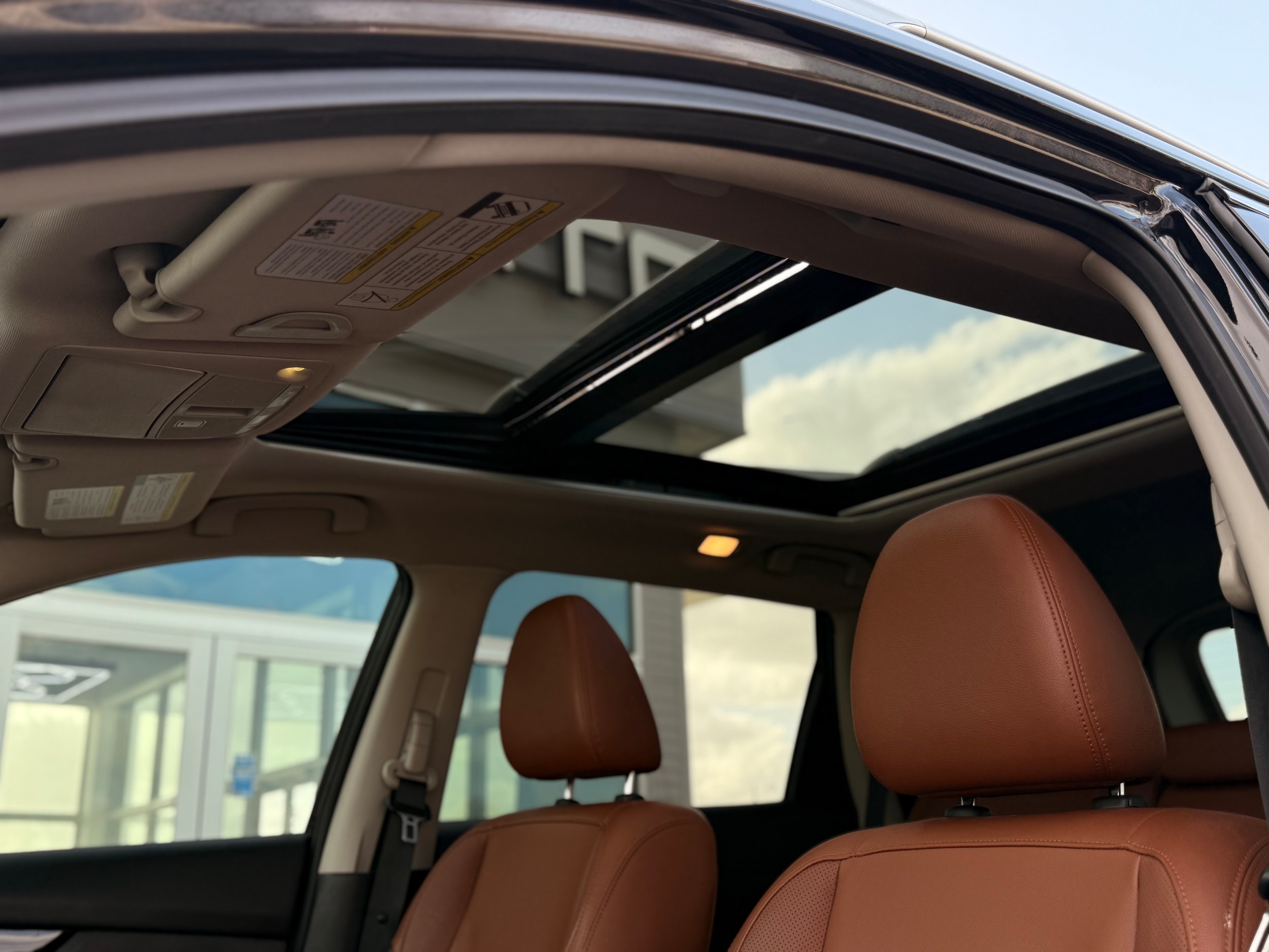 Vehicle image 15 of 43