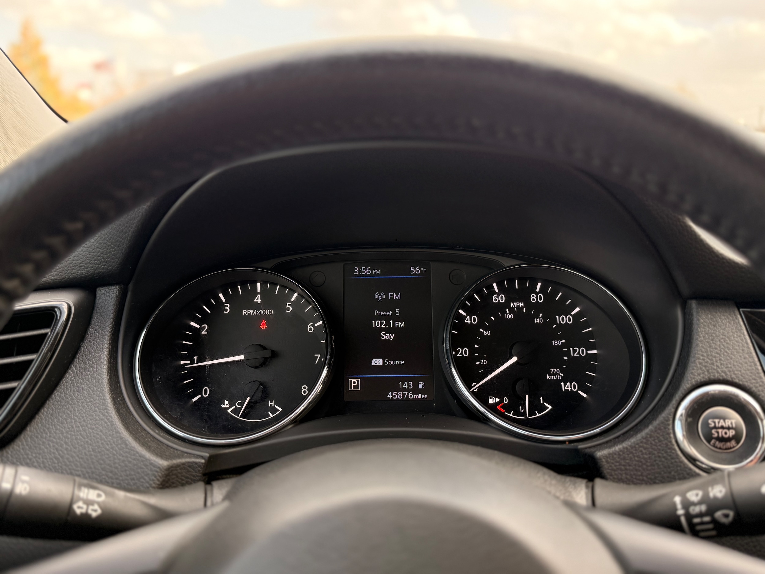 Vehicle image 31 of 43