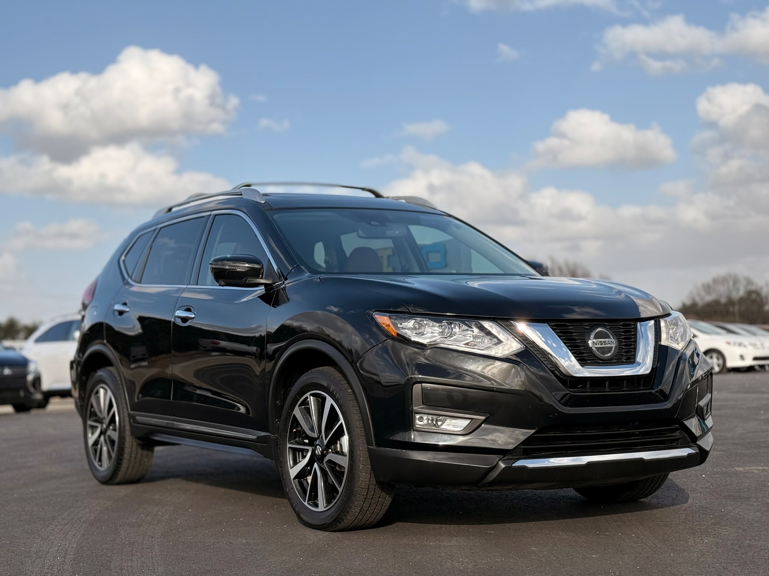 Vehicle image 4 of 43