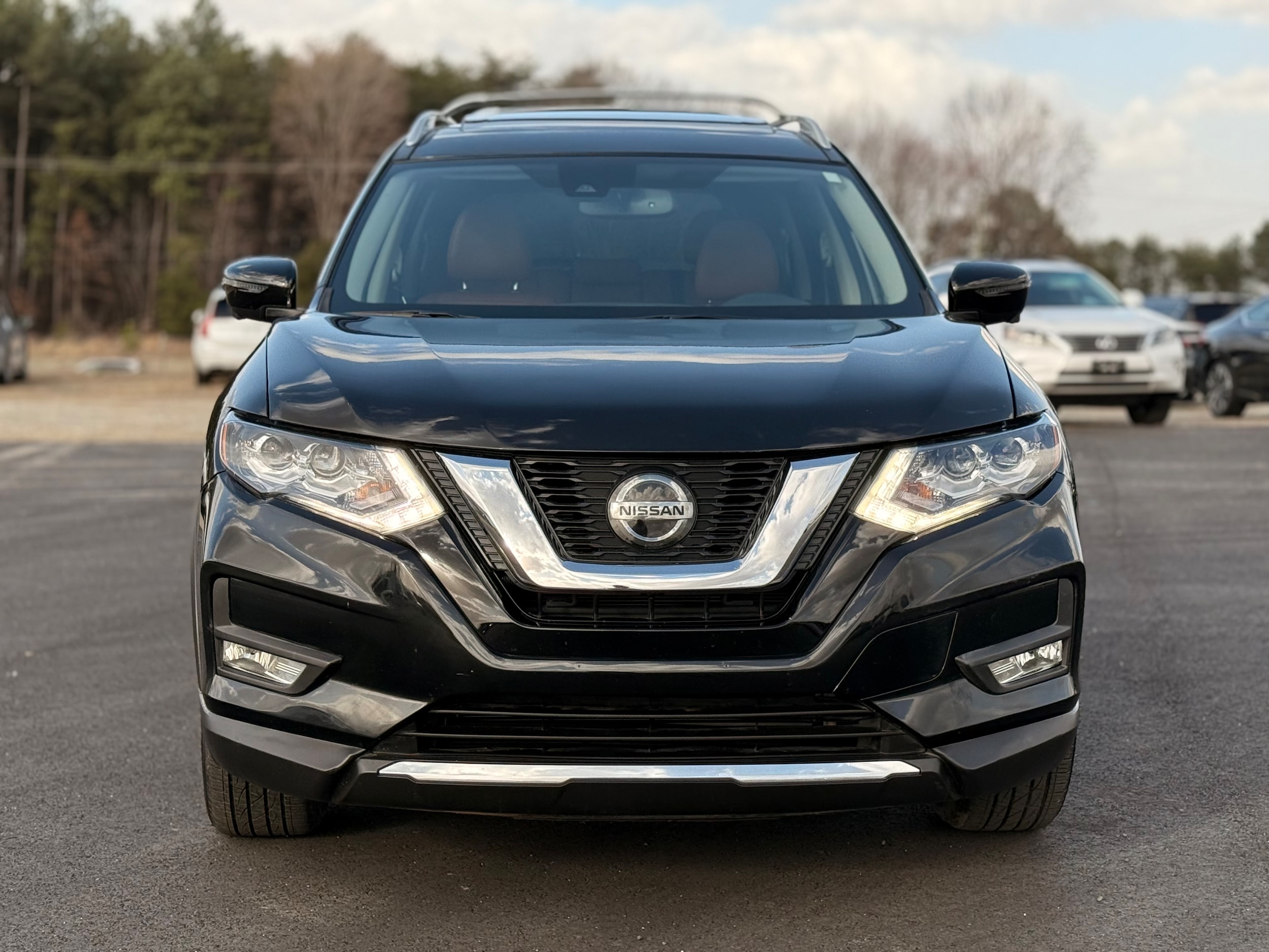 Vehicle image 3 of 43