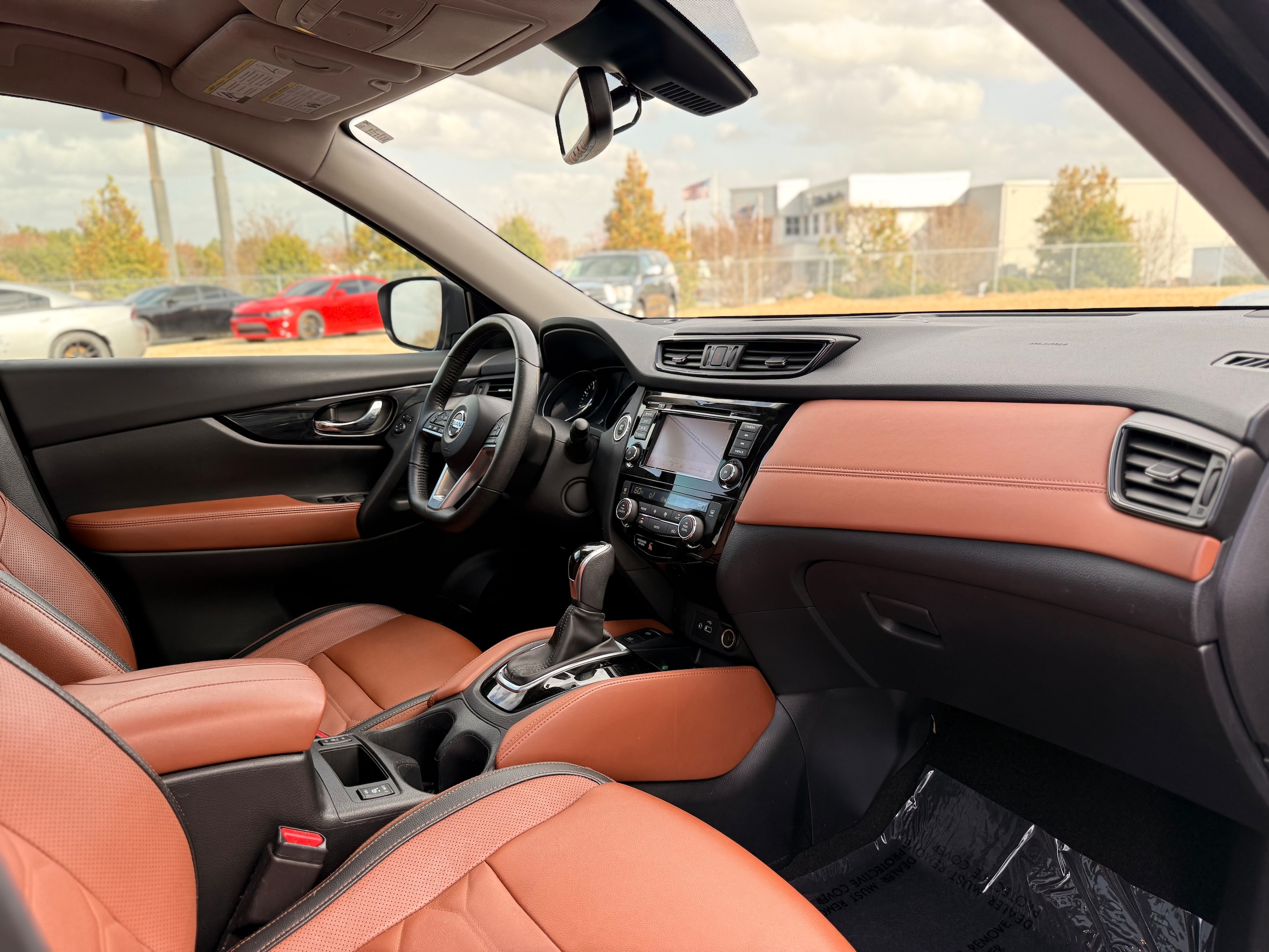 Vehicle image 22 of 43